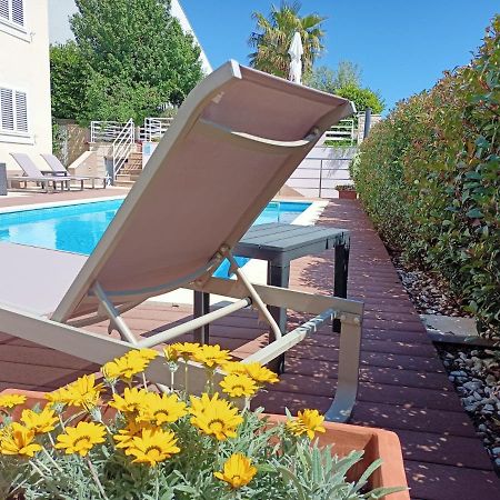 Blue Apartment With Shared Pool 斯普利特 外观 照片